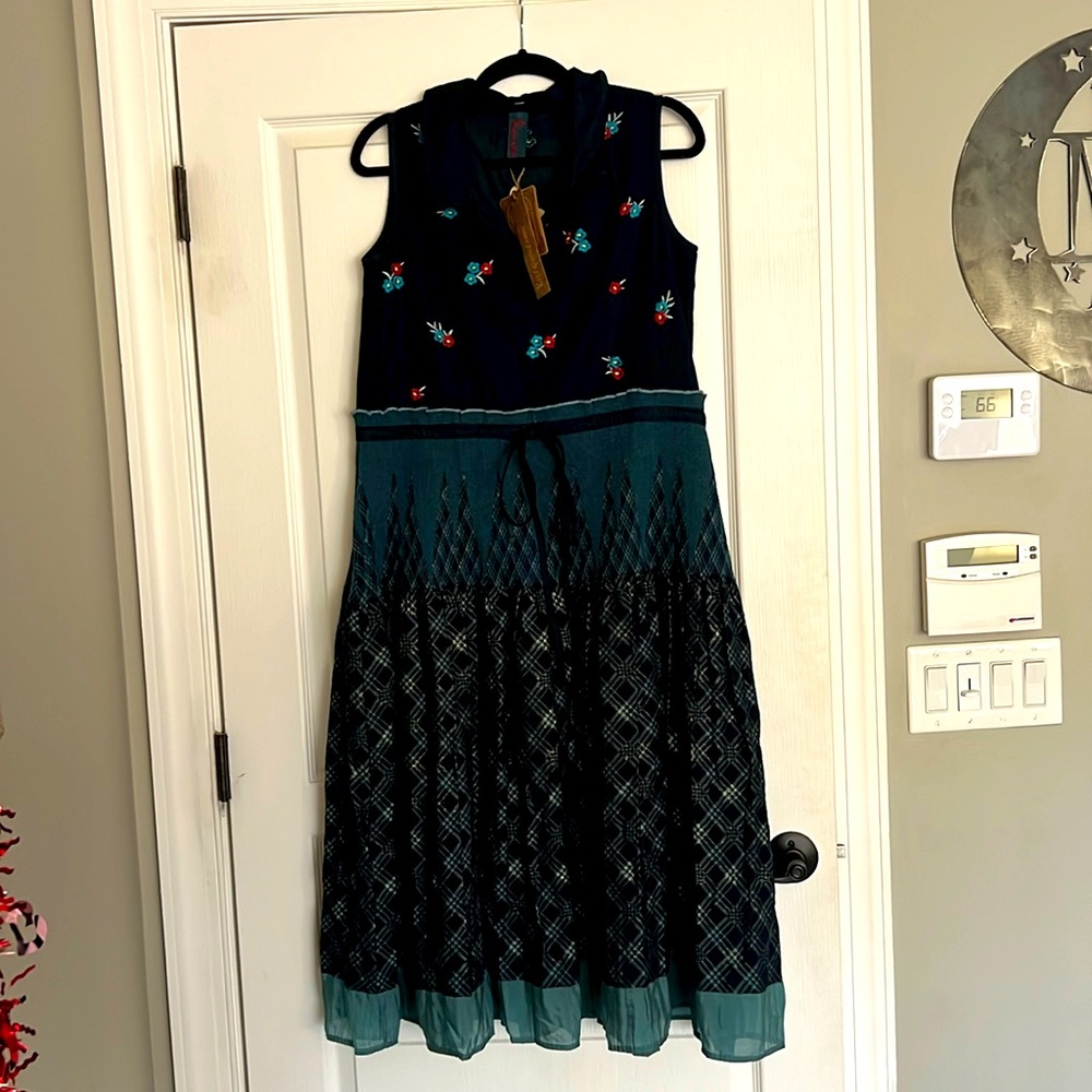 NWT KEER QIAOWA Dress